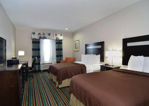 Microtel Inn & Suites Kenedy Exterior foto
